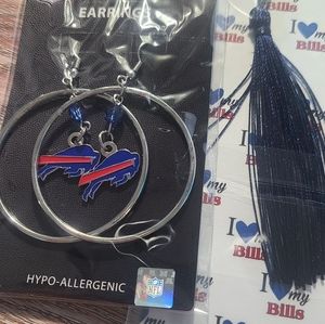 BNWT Buffalo Bills hoop Earrings